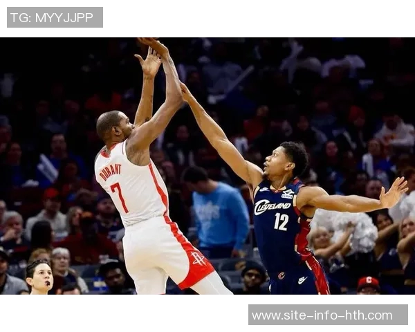 火箭队在申京和亚当斯缺阵时遭遇惨痛战绩正负值惨淡净效率值堪忧